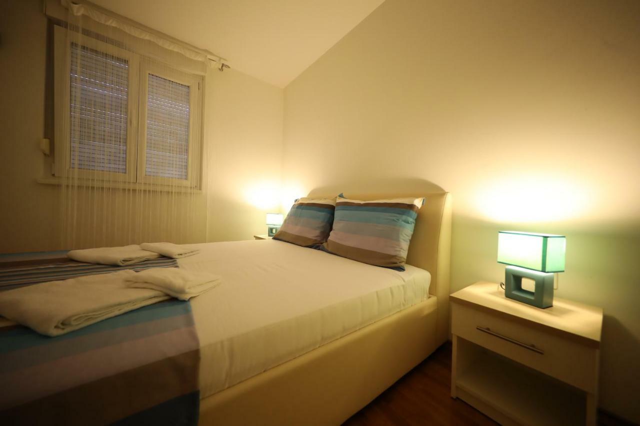 Apartments My Place Zara Esterno foto
