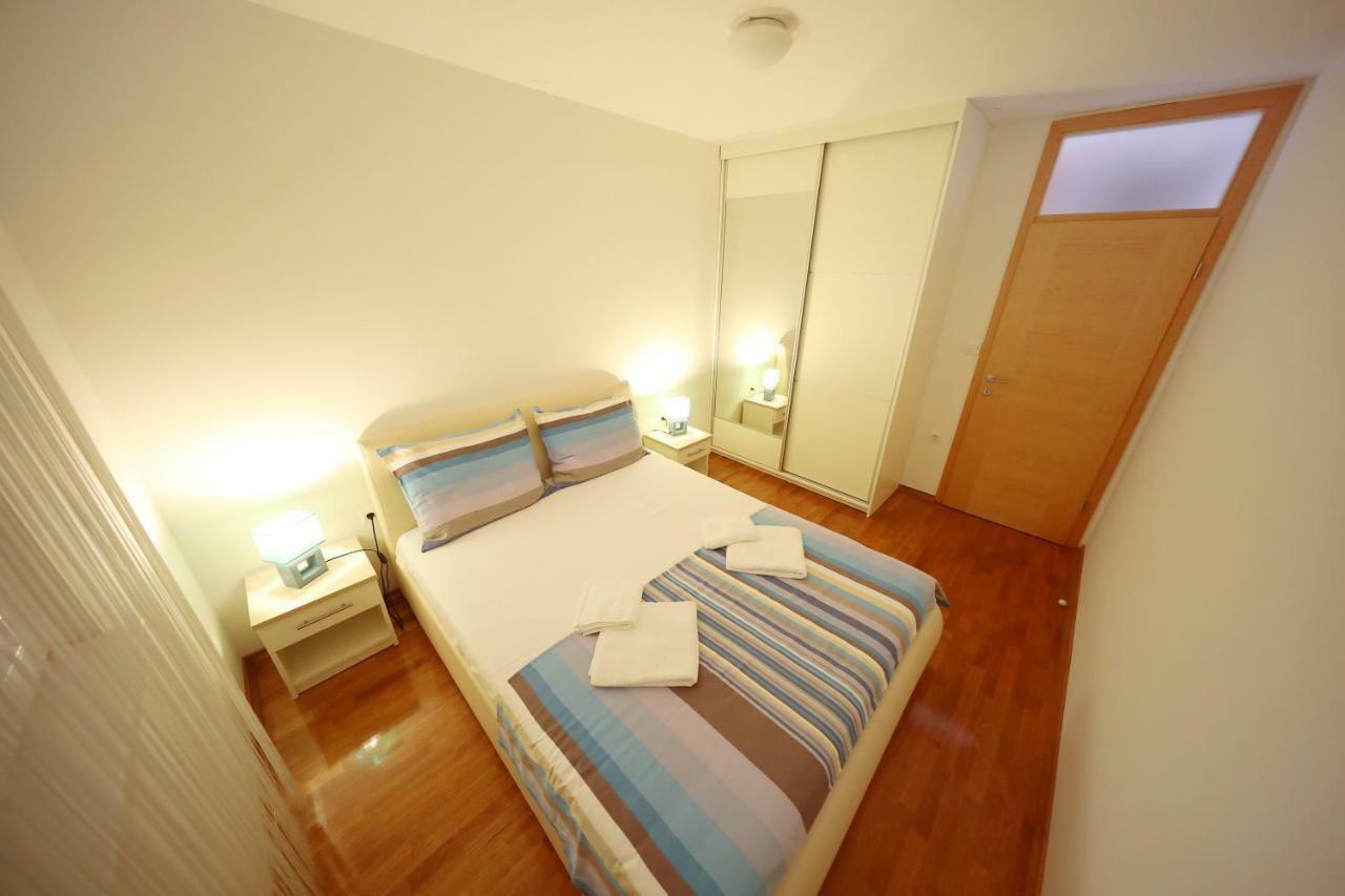 Apartments My Place Zara Esterno foto