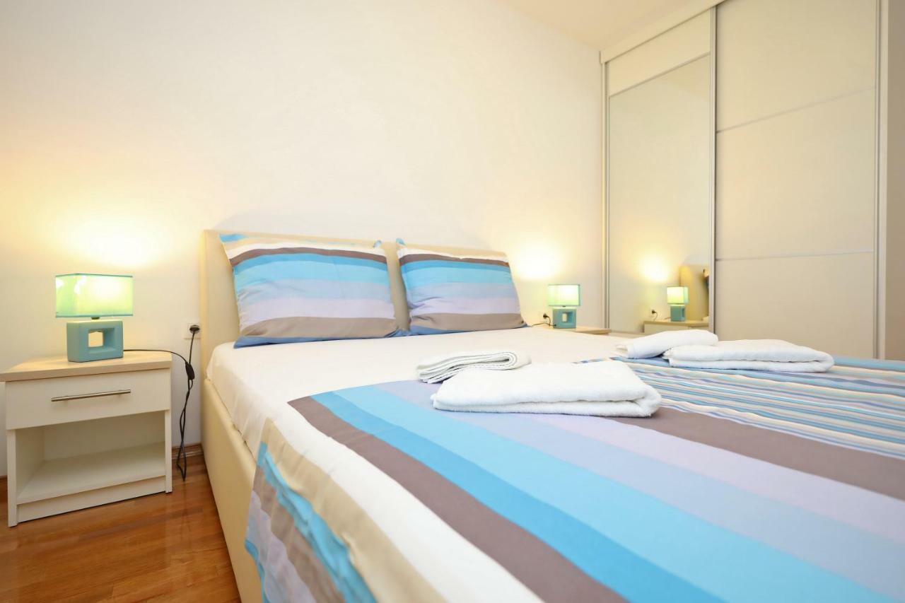 Apartments My Place Zara Esterno foto